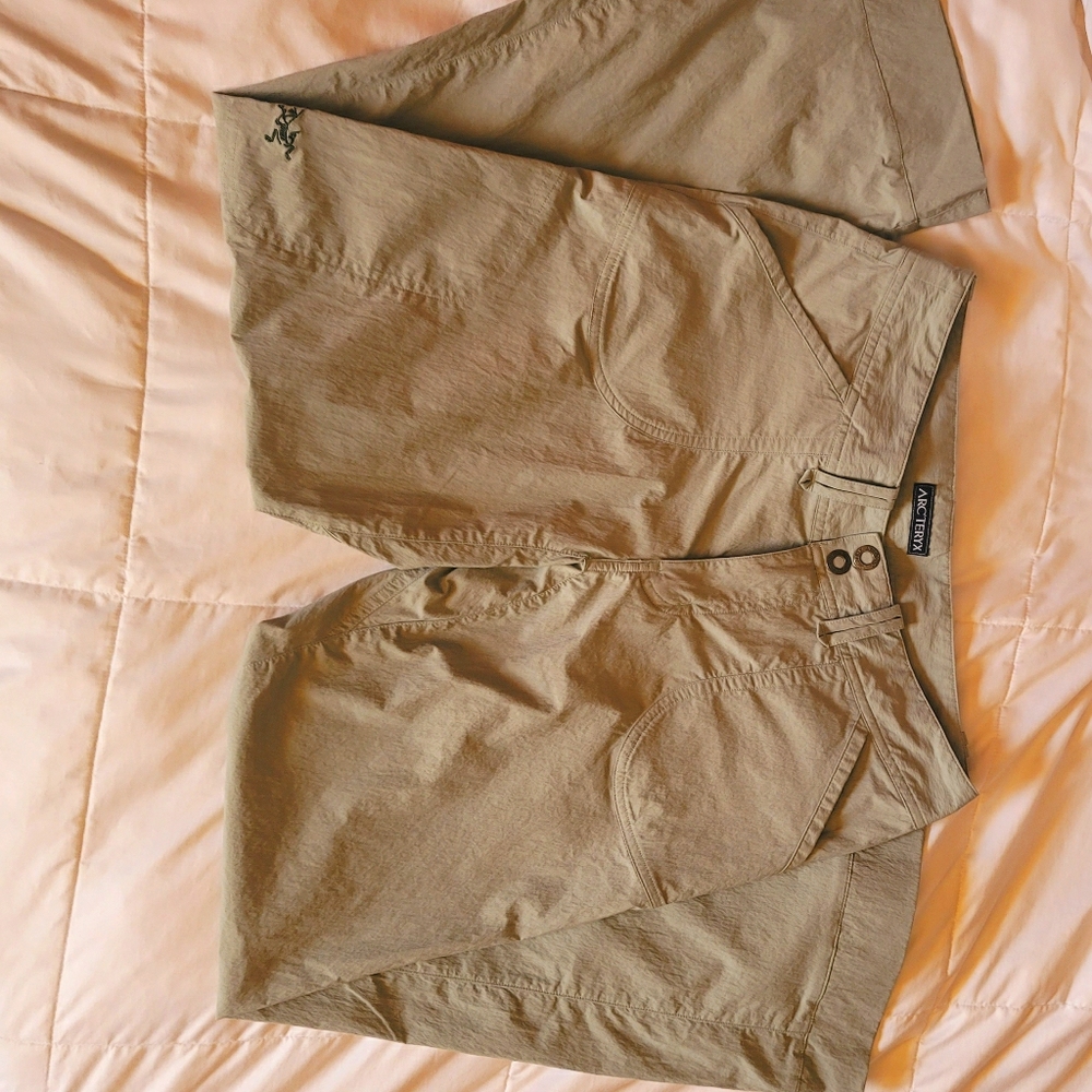 Like new pair of Arc'Teryx pants